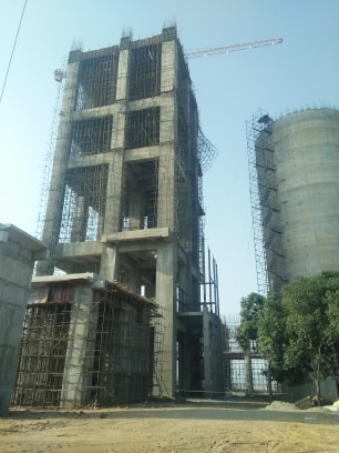 दाङमा सिमेन्ट उद्योगको प्लान्ट भत्किदा ३ मजदुरको ज्यान गयो