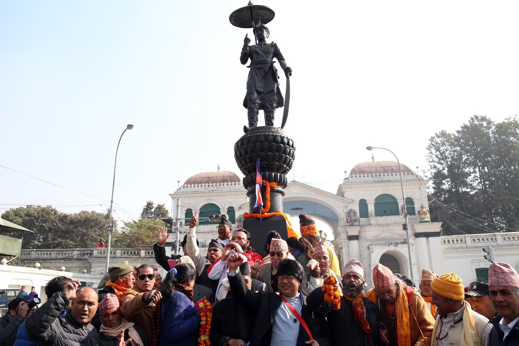 २ सय ९८ औं पृथ्वी जयन्ती मनाइदैं