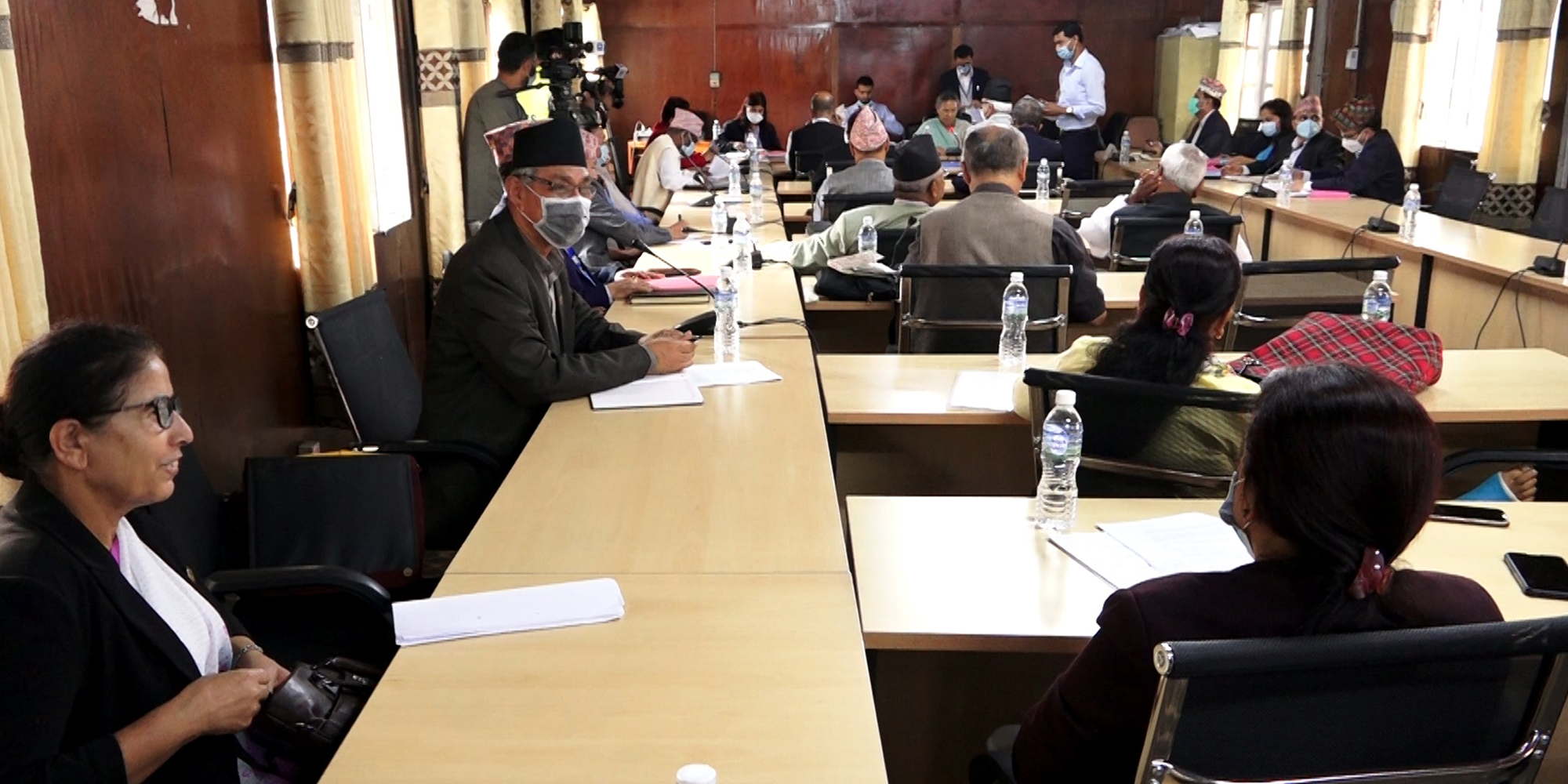 अव कर्मचारीका पार्टीगत ट्रेड युनियन खारेज, ४० बर्षसम्म मात्रै कर्मचारीले लोकसेवा भिड्न पाउने