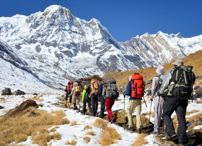 कोरोना कहरपछिको बन्दाबन्दीको ७ महिनापछि खुल्यो पदयात्रा र पर्वतारोहण