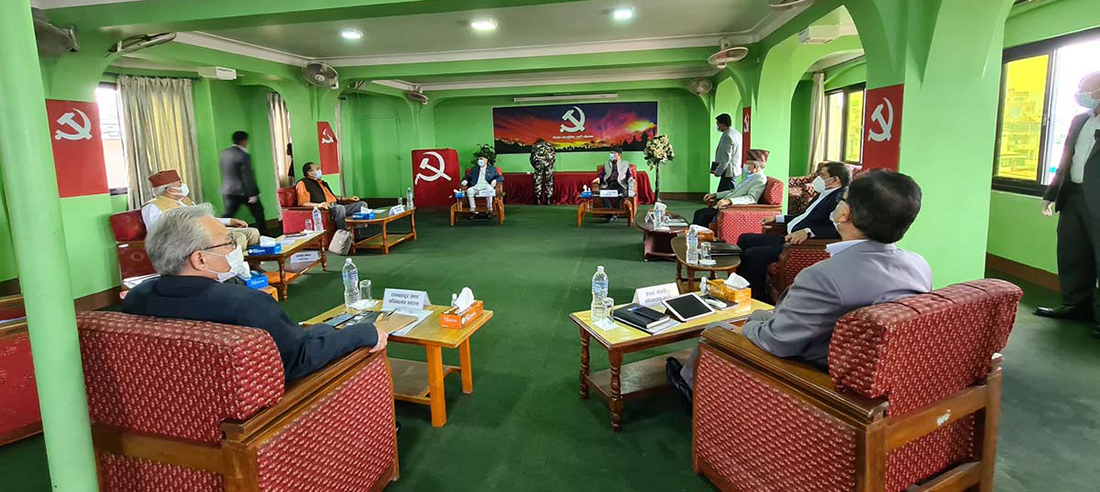 पार्टी एकतापछि प्रधानमन्त्री ओली दोस्रो पटक पेरिसडाँडामा, बैठक भने पहिलो पटक बस्यो