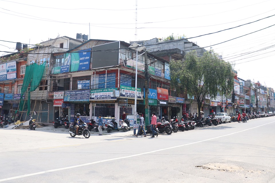 छैन् दशैंको रौनक,चहलपहल समेत न्युन