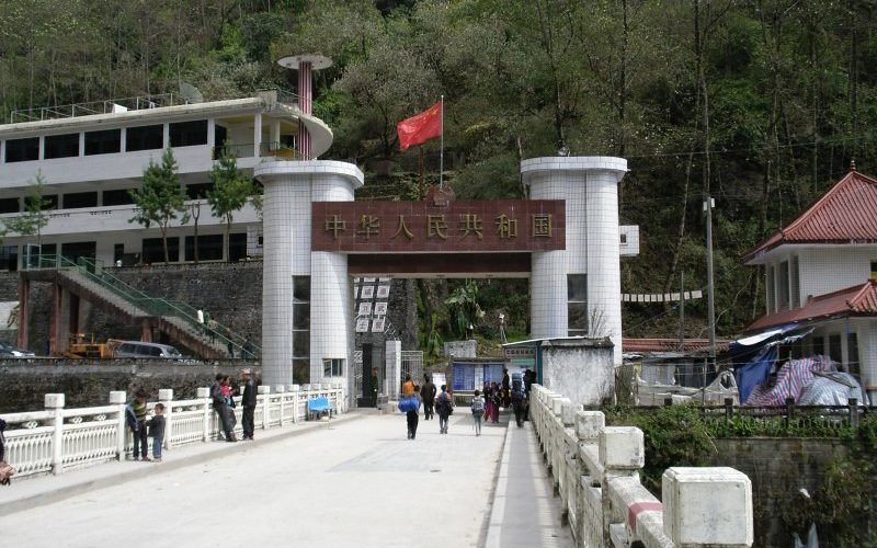 कोरोना महामारीका कारण एक बर्षदेखि चिनियाँ नाका सहज रुपमा हुन सकेन सुचारु