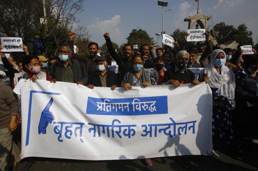 नागरिक आन्दोलनको मार्च पास, पहिलो पटक घोषणा पत्र जारी