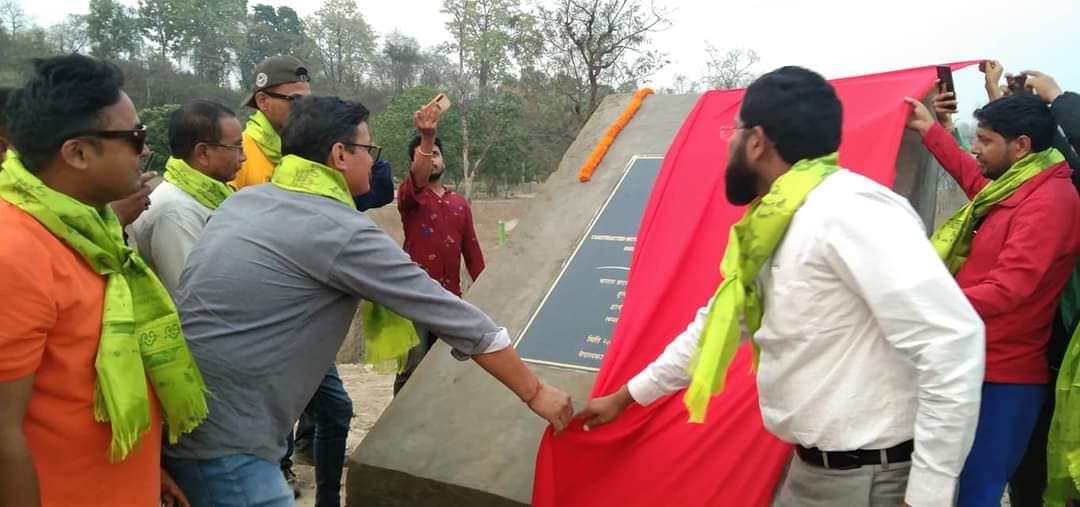 हुलाकी राजमार्गमा मनोमानी, सडक नै नबनाई हस्तान्तरण ठोरीका स्थानीय आक्रोशित