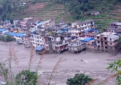 बाढी र पहिरोमा सधैं हेलचेक्राई,कहिल्यै बन्दैन समयमै कार्ययोजना