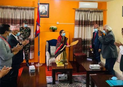 गण्डकी प्रदेशमा आज नयाँ मुख्यमन्त्री पाउदै, कांग्रेस सांसद कृष्णचन्द्र नेपाली पोखरेलको दाबी