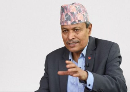 प्रचण्डलाई भिम रावलको जवाफः आफू ढलेको नभइ एमाले ढाल्ने षडयन्त्रविरुद्ध उभिएको हुँ