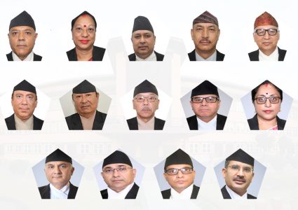 प्रधानन्यायाधीश जबरालाई सहकर्मी न्यायाधीशहरुले भेट्दै,राजीनामा दिन सुझाव दिने