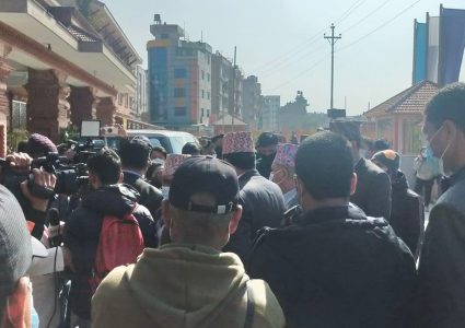 पशुपति धर्मशाला र नारायणहिटी निरिक्षणमा मन्त्री प्रेम आले,गलत गर्नेलाई नछाड्ने चेतावनी
