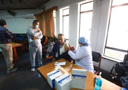 ललितपुरमा तीन सय ५० पत्रकारले लगाए बुस्टर डोजको खोप