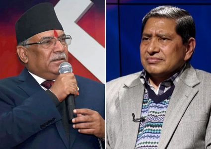 एमसीसी पारितपछि माओवादीभित्रको विवाद उत्कर्षमा, नारायणकाजी समूहलाई फकाउँदै प्रचण्ड