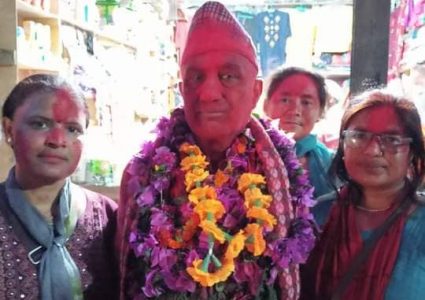 चिदिकाका वडाध्यक्ष काजीबावू ज्ञवालीले दिए मतदातालाई धन्यवाद