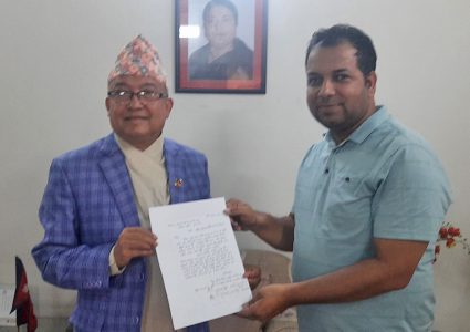 रवि लामिछानेको राष्ट्रिय स्वतन्त्र पार्टी दर्ता नगर्न निर्वाचन आयोगमा उजुरी