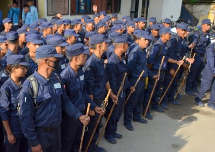 प्रहरीलाई म्यादी छान्न नै सकस,२ लाख ३२ हजार ८८ बाट १ लाख १५ हजार छान्नुपर्ने