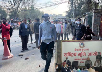 दर्जनौ सरकार फेरिँदा पनि सुकुम्वासी समस्या ज्यूँ का त्यूँ, आयोग कार्यकर्ता पोस्ने अखडा