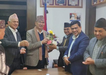 सहकारी अभियानकर्ताले दिए नवनियुक्त अर्थमन्त्री पौडेललाई बधाई तथा शुभकामना