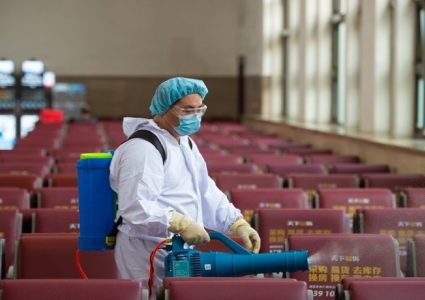 सीसीपीको गलत कोभिड नीतिले चीन स्वास्थ्य सेवा प्रणाली संकटमा