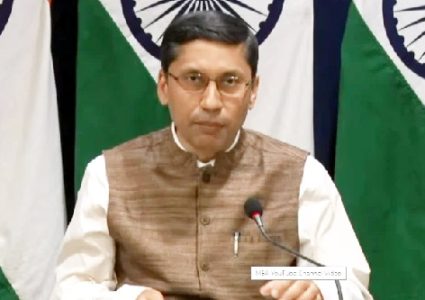 भारतीय विदेश मन्त्रालयले भन्यो चीनको कोरोना संक्रमणको अवस्थालाई निगरानी गरेका छौं