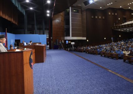 सरकारले ल्याएको बजेटमाथि प्रधानमन्त्री प्रचण्ड नै असन्तुष्ट