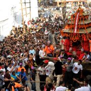 वर्षा र सहकालका देवता देवराज इन्द्रको पूजा गर्दै इन्द्रजात्रा मनाइदैं