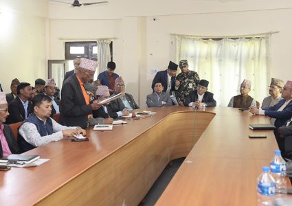 प्रधानमन्त्रीको बझाङमा घोषणाः अस्थायी आवासको लागि ५० हजार, मृतक परिवारलाई तत्काल २ लाख