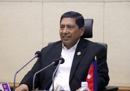 परराष्ट्रमन्त्री श्रेष्ठले रुसी विदेशमन्त्रीसँग टेलिफोन वार्ता गर्ने