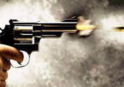 पर्सा प्रहरीले गोली हानेर समात्यो एक भारतीयलाई