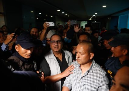 कान्तिपुर मिडिया ग्रुपका अध्यक्ष सिरोहिया पक्राउपछि पक्ष विपक्षमा बहस