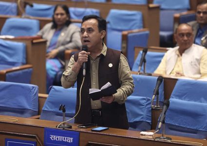 रवि लामिछानेमाथि सधैं किन खनिन्छन् कांग्रेस महामन्त्री विश्वप्रकाश शर्मा ?
