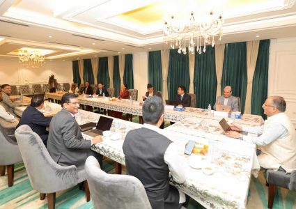 सामाजिक सुरक्षा सेवा प्रदान गर्न राष्ट्रिय परिचयपत्र लागू गर्ने निर्णयबाट सरकारपछि हट्यो