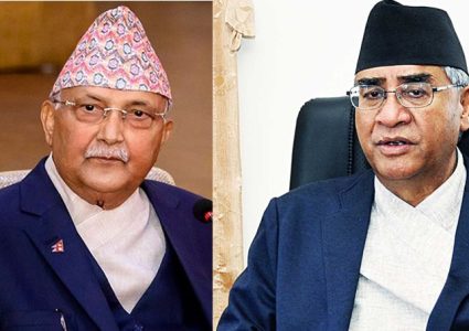 बालुवाटारमा प्रधानमन्त्री र देउवाबीच छलफल, सरकारको कामकारबाहीबारे छलफल