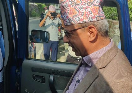 पूर्वमन्त्री अधिकारीलाई दुई दिन हिरासत राख्‍न अदालतको अनुमति
