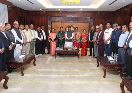 विद्या भण्डारीले पार्टी अध्यक्षमा आँखा गाडेकाले सदस्यता खारेज गरियोः ओली