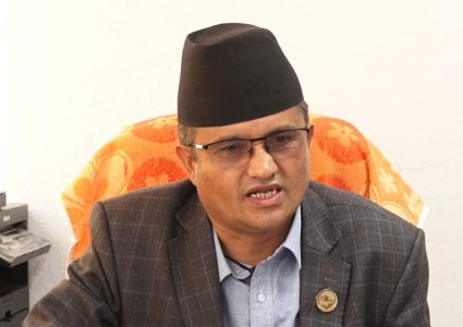 माधव नेपालको पदलोलुपता ज्यादै अशोभनीयः सूर्य थापा