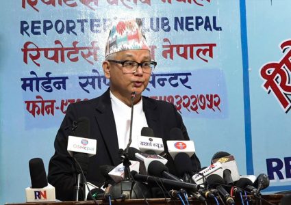 वरिष्ठ अधिवक्ता भण्डारीको जिकिरः भदौ २३ को घटना छानबिन गर्न…