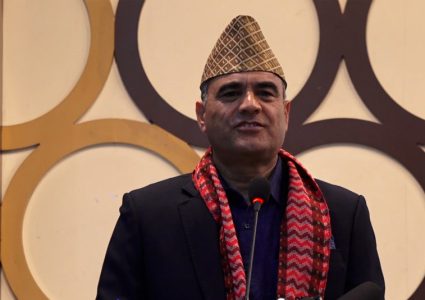 साढे तीन दशकपछि डडेलधुरामा कांग्रेस उम्मेदवार फेरिए, देउवाको ठाउँमा नैनसिंह&hellip;