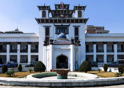 प्रतिनिधिसभा निर्वाचनः यी ४ जिल्लाका पाँच उम्मेदवारविरुद्ध उजुरी