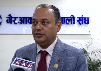 एनआरएनएका पदाधिकारीहरु कुनैपनि राजनीतिक दल तथा भ्रातृ संगठनहरुमा आवद्ध नहुने