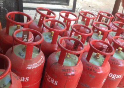 खाना पकाउने ग्यास भोलिदेखि आधा सिलिण्डर मात्र पाइने