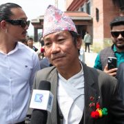 हर्क साम्पाङको सरकारलाई प्रस्तावः स्थायी नियुक्ति खारेज गरी करार प्रणाली लागू गर्न कानुन संशोधन गरौँ