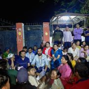 दलित युवाको मृत्युः सिन्धुली प्रशासनअघि धर्नामा रास्वपा सांसद