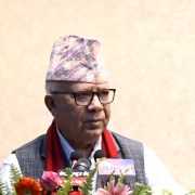 सरकारले एकपछि अर्को जनविरोधी काम गरिरहेको छः माधवकुमार नेपाल