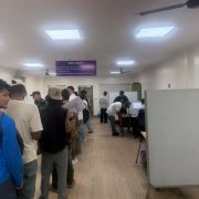 राहदानी विभागले बिहानदेखि रातिसम्म सेवाग्राहीलाई सेवा दिँदै